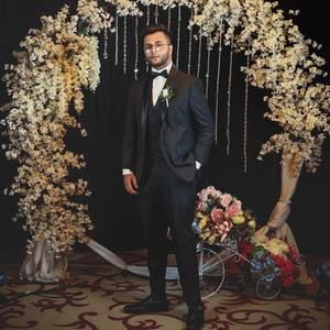 Meet your Posher, Labib